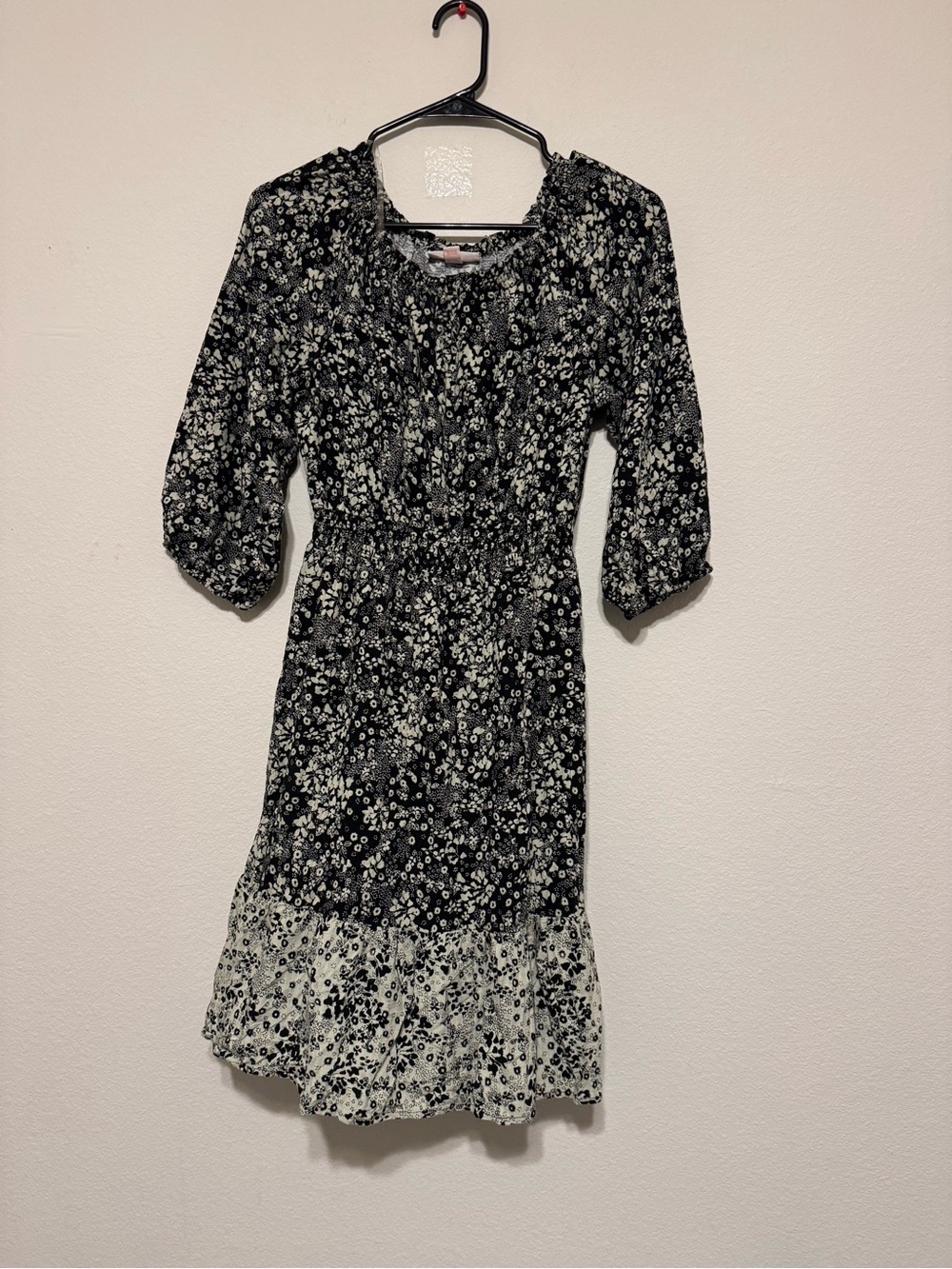 Knox Rose Black and White Floral Midi Dress